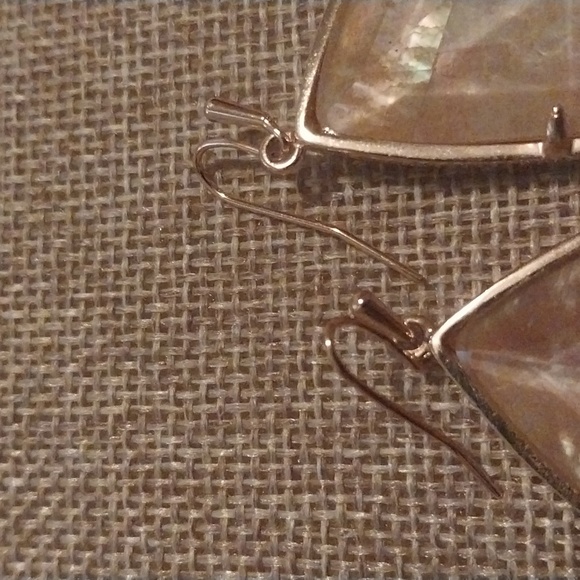 Kendra Scott Earrings - Picture 4 of 4